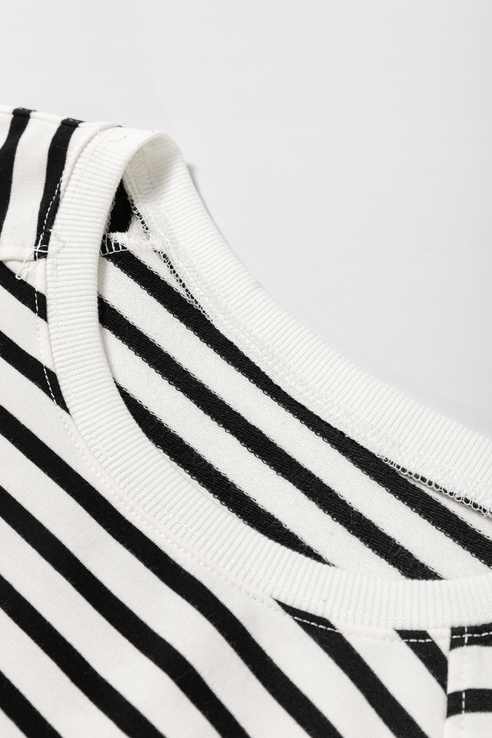 Black Stripe Raglan Sleeve Side Slits Sweatshirt
